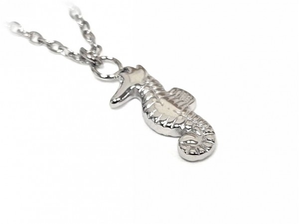 Ασημένιο Καλοκαιρινό Κολιέ "Seahorse Charm" με Μενταγιόν Ιππόκαμπο από Ατσάλι 316L